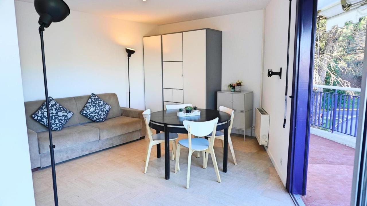 Residence Islette Du Riou Avec Piscine By Palmazur 망들리유 라 나플 외부 사진