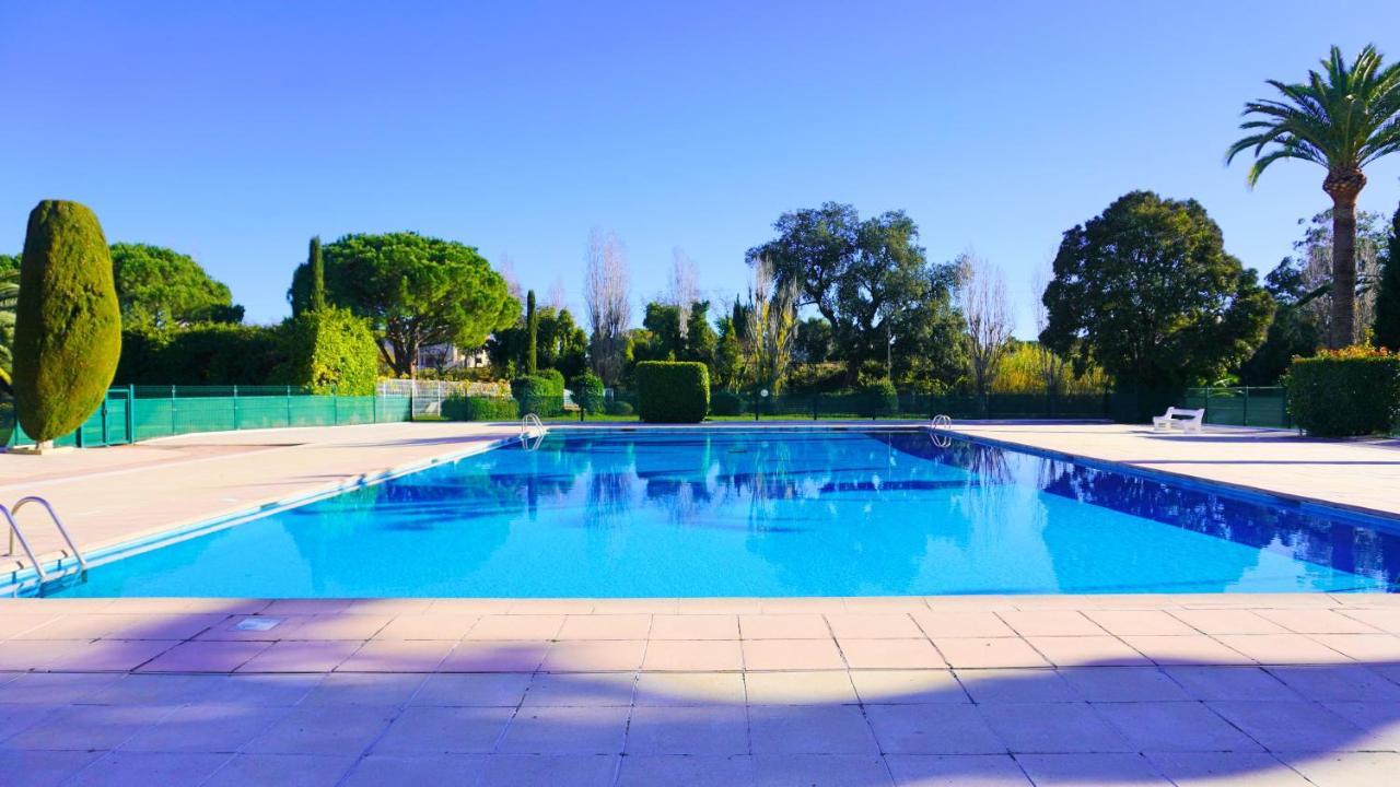 Residence Islette Du Riou Avec Piscine By Palmazur 망들리유 라 나플 외부 사진