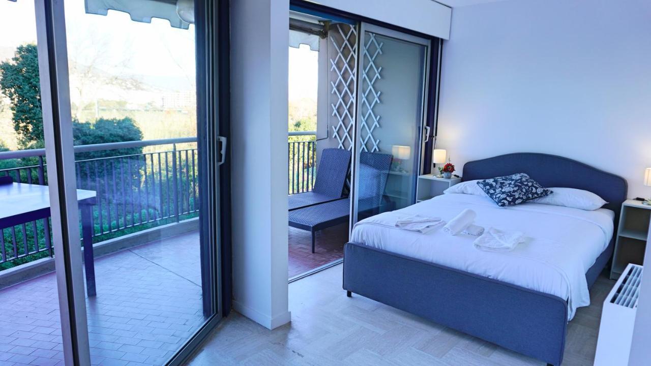 Residence Islette Du Riou Avec Piscine By Palmazur 망들리유 라 나플 외부 사진