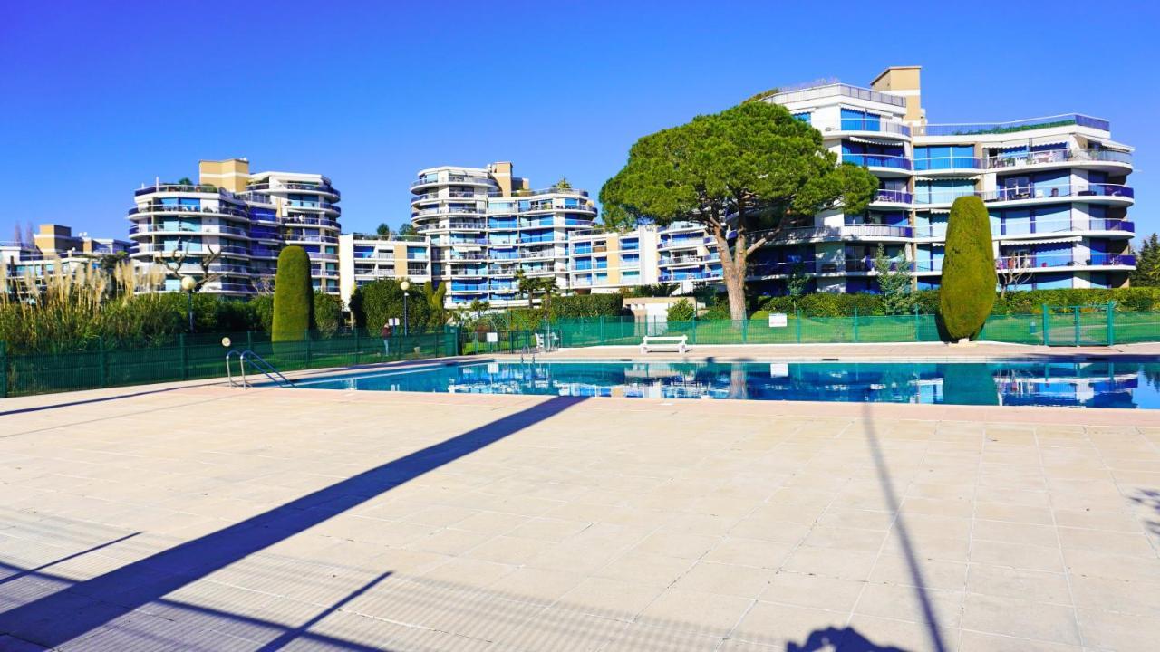 Residence Islette Du Riou Avec Piscine By Palmazur 망들리유 라 나플 외부 사진