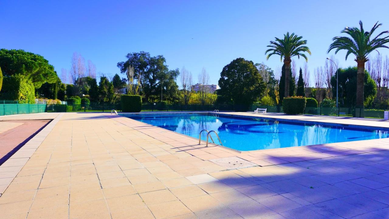 Residence Islette Du Riou Avec Piscine By Palmazur 망들리유 라 나플 외부 사진